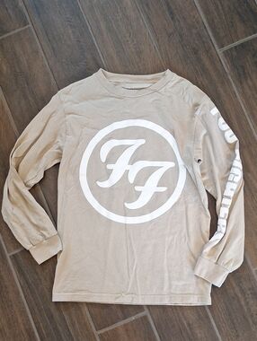 Foo Fighters Long Sleeve FF Tee Size Small Unisex 100% Cotton Tan & White